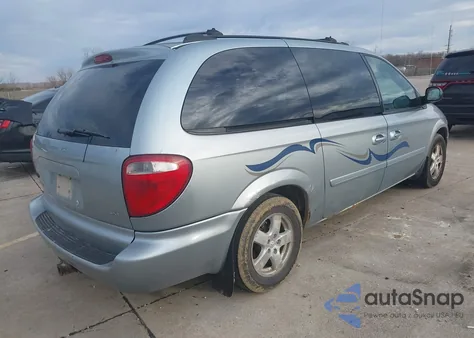 2005 Dodge Grand Caravan Sxt z USA, uszkodzony, nr VIN 2D4GP44L85R252150